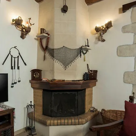 Aloni Villa *